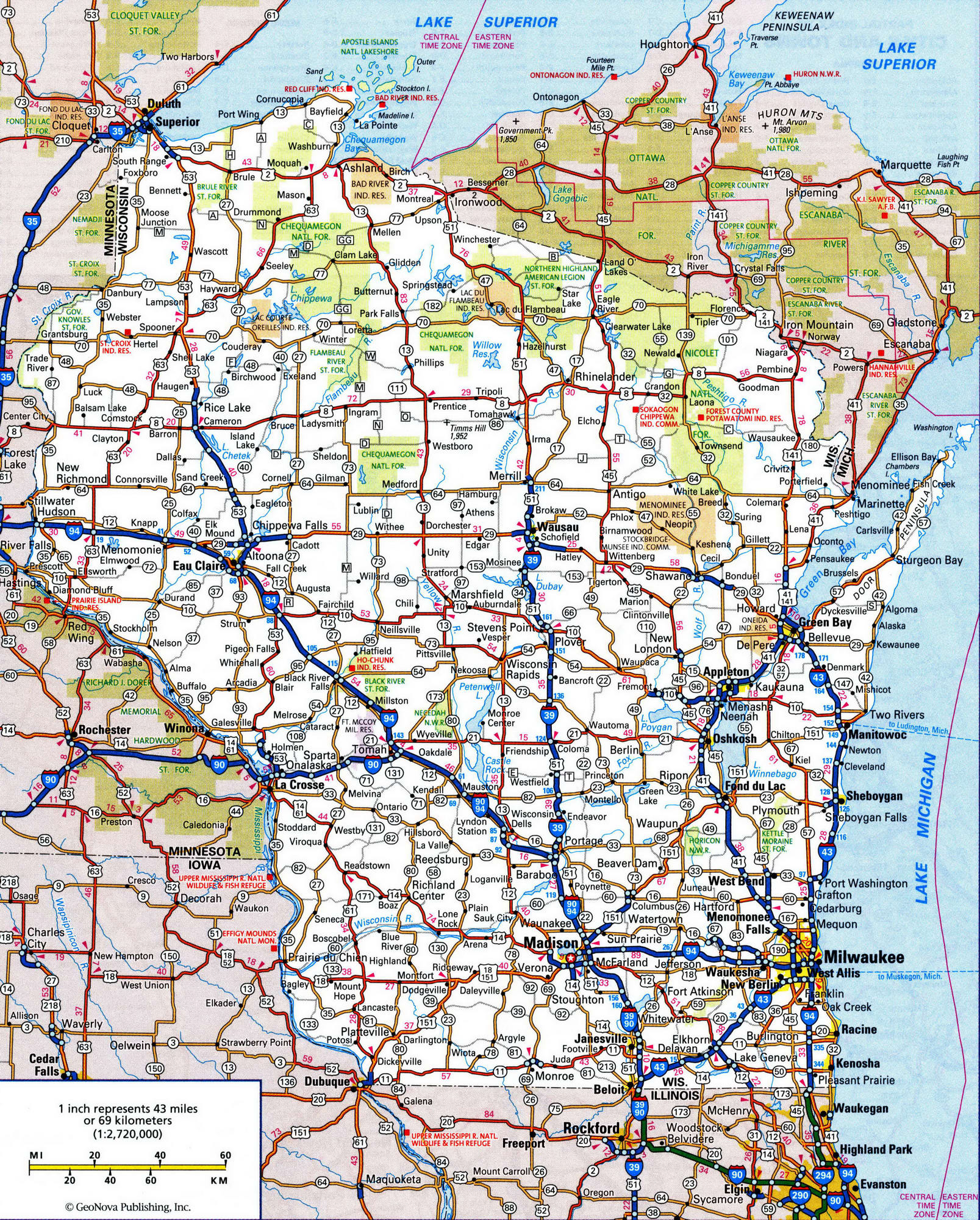 Detailed map of Wisconsin